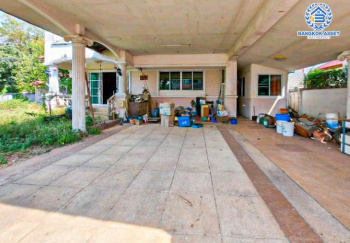 *****บ้านเดี่ยวมือสองย่านปทุมธานี ม.ปาริชาต ถนน345เนื้อที่กว้าง 123 ตร.ว. ฟังก์ชัน 3 ห้องนอน 3 ห้องน้ำ ที่จอดรถ 4 คัน บ้านกว้างขวาง พื้นที่ใช้สอยจัดเต็ม บนทำเลแห่งการเดินทาง เชื่อมต่อถนน 345 ถนนสะพานนนทบุรี-บางบัวทอง ถนนรังสิต-ปทุมธานี และทางด่วน "ศรีสมาน" จองเลย!